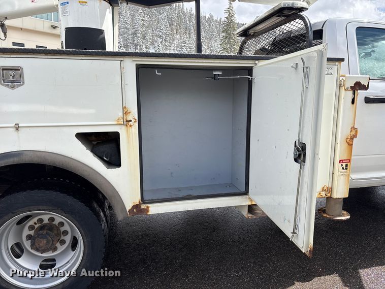 image for item EU8648 2012 Dodge 5500 bucket truck