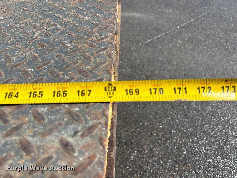 image for item EU8648 2012 Dodge 5500 bucket truck