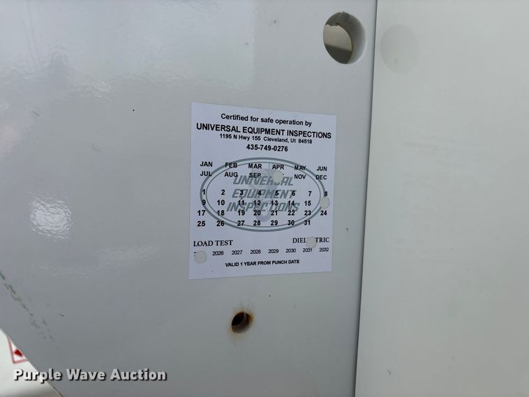 image for item EU8648 2012 Dodge 5500 bucket truck