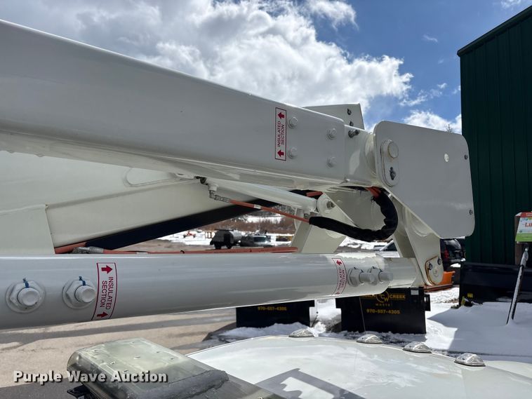 image for item EU8648 2012 Dodge 5500 bucket truck