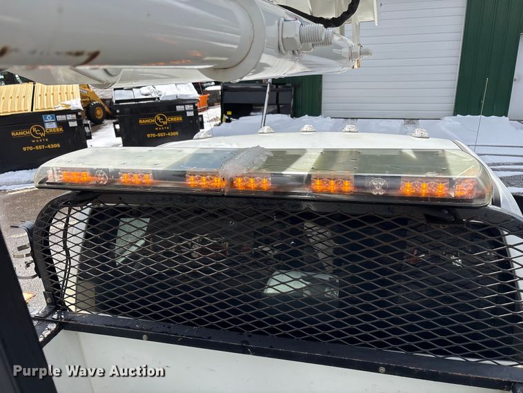 image for item EU8648 2012 Dodge 5500 bucket truck