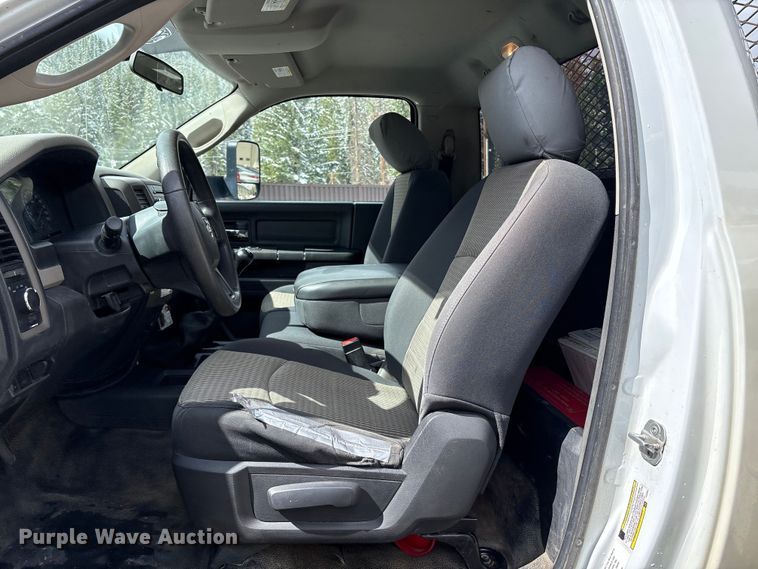 image for item EU8648 2012 Dodge 5500 bucket truck