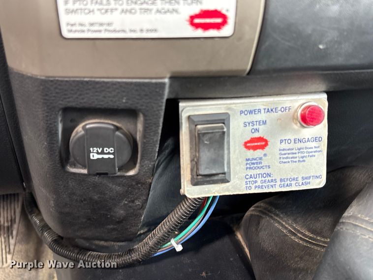 image for item EU8648 2012 Dodge 5500 bucket truck