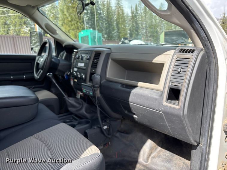 image for item EU8648 2012 Dodge 5500 bucket truck