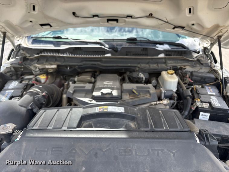 image for item EU8648 2012 Dodge 5500 bucket truck