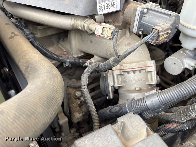 image for item EU8648 2012 Dodge 5500 bucket truck