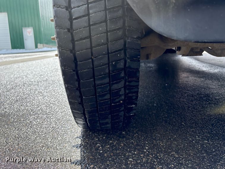 image for item EU8648 2012 Dodge 5500 bucket truck