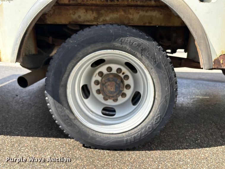 image for item EU8648 2012 Dodge 5500 bucket truck