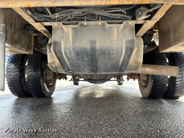 image for item EU8648 2012 Dodge 5500 bucket truck