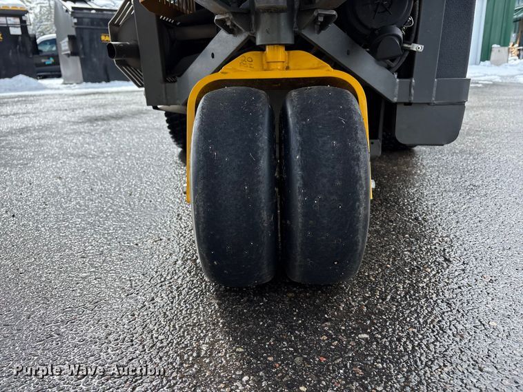 image for item EU8649 Walker MT25i ZTR lawn mower