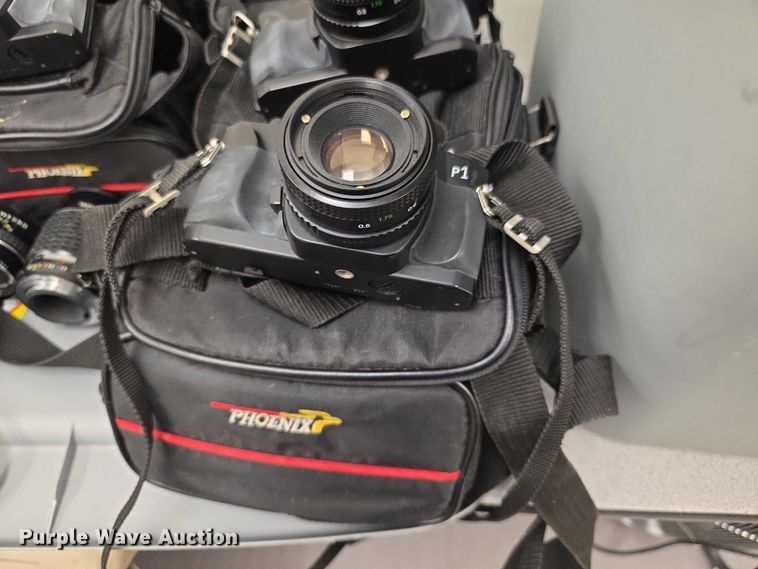 image for item EV2069 (10) cameras