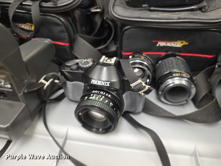 image for item EV2069 (10) cameras