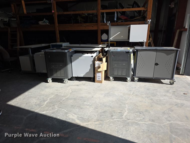 image for item EV2073 Charging stations