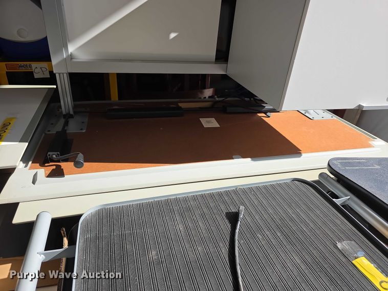 image for item EV2073 Charging stations