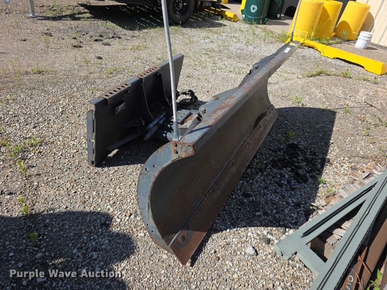 image for item EV2082 Bobcat 72