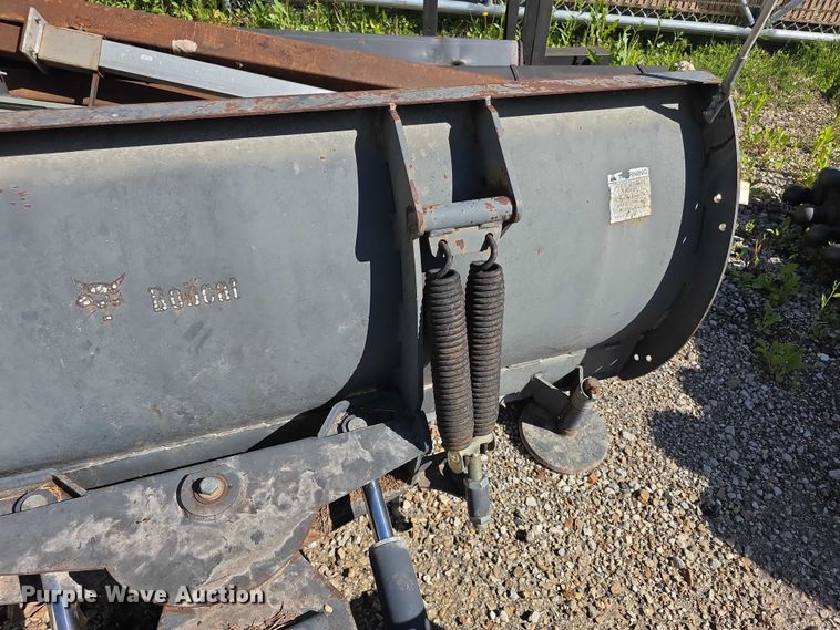 image for item EV2082 Bobcat 72