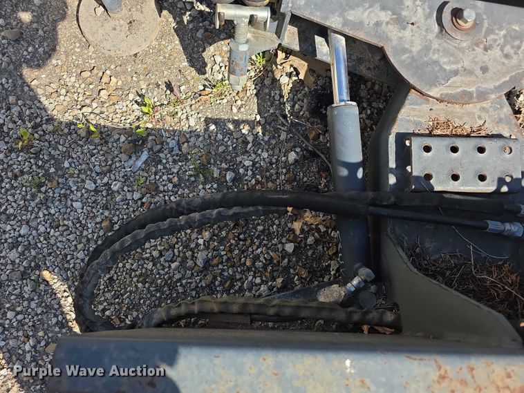 image for item EV2082 Bobcat 72