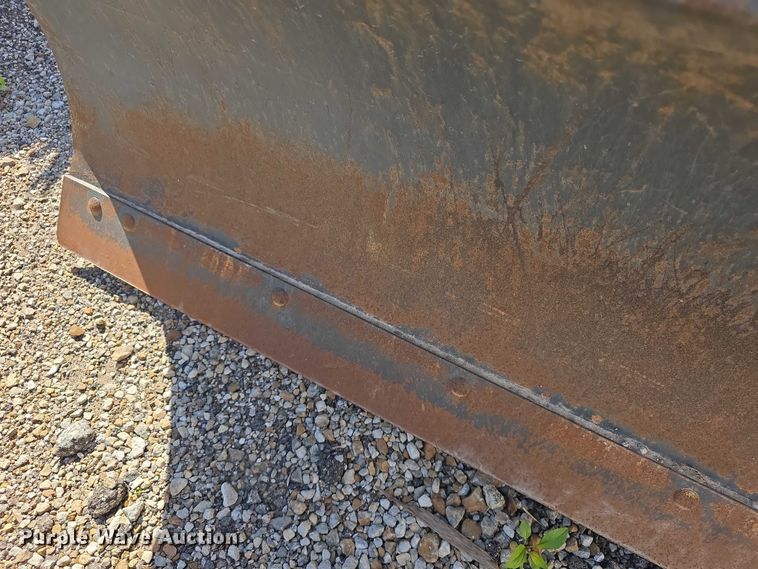 image for item EV2082 Bobcat 72