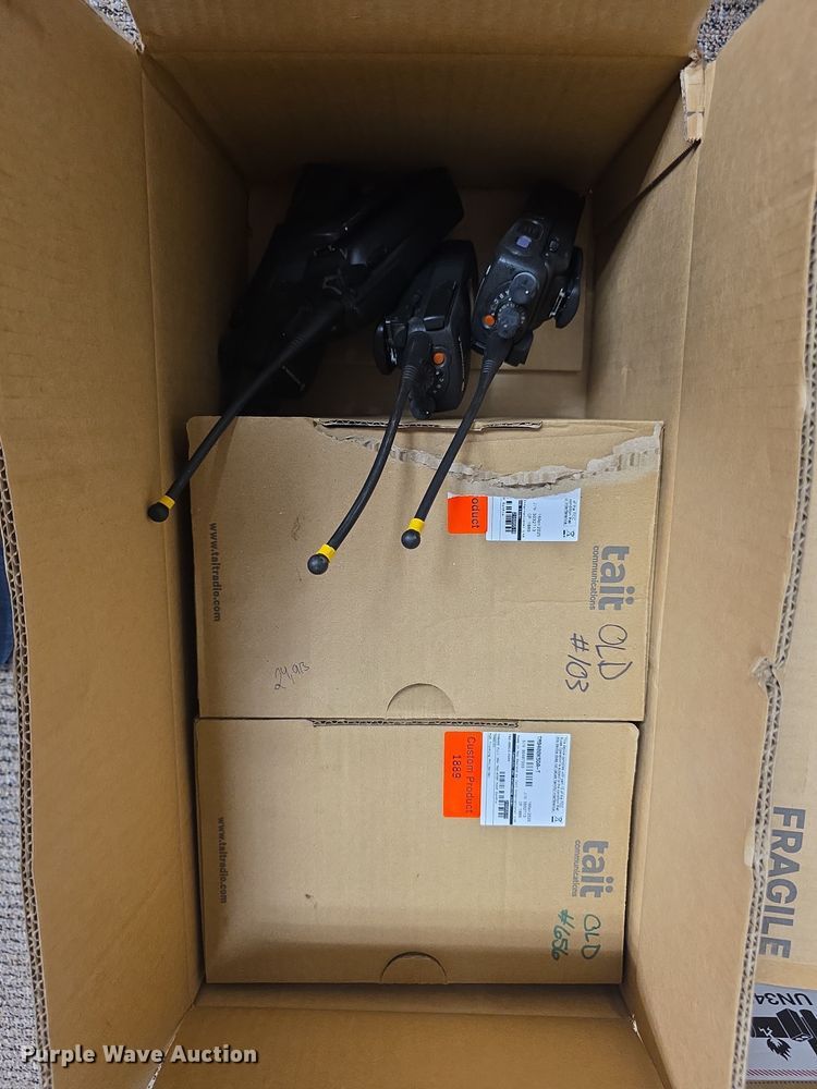 image for item EV2091 Motorola radios