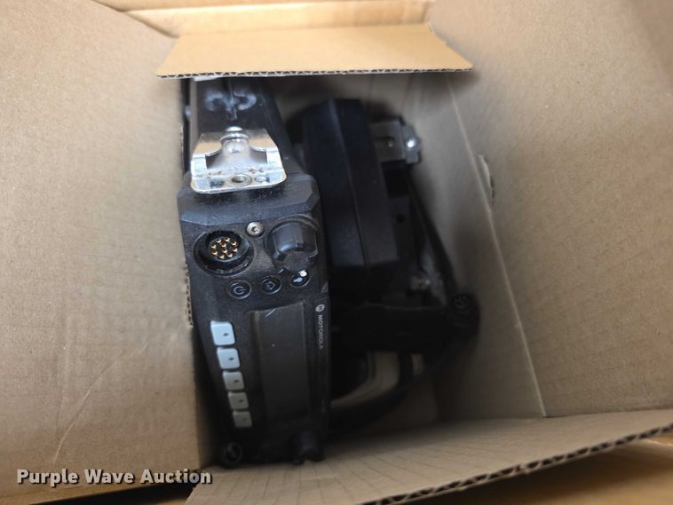 image for item EV2091 Motorola radios