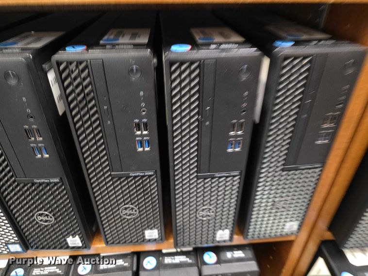 image for item EV2143 Approximately 30 Dell desktop servers