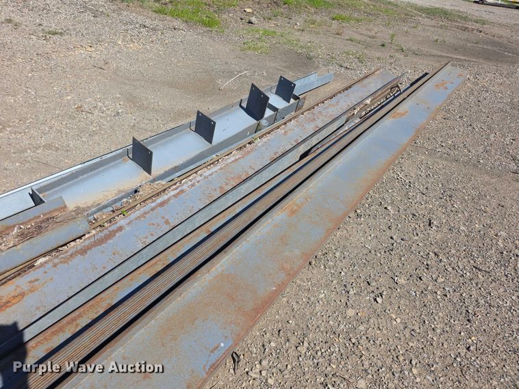 image for item EV2144 Metal siding/roofing