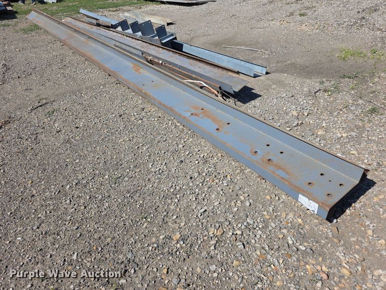 image for item EV2144 Metal siding/roofing