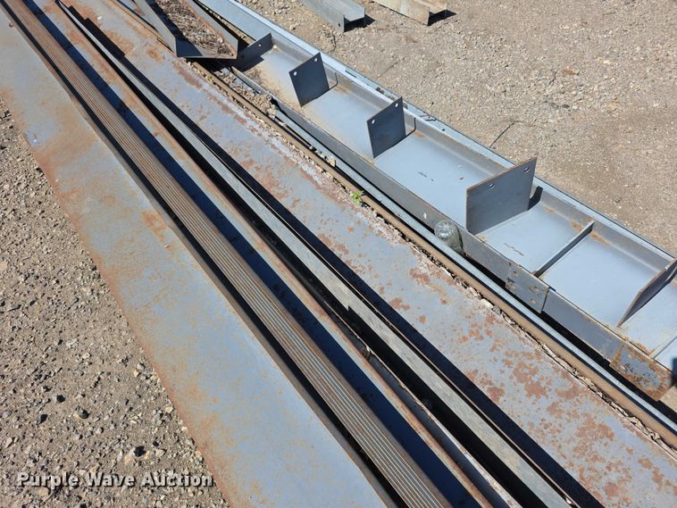 image for item EV2144 Metal siding/roofing