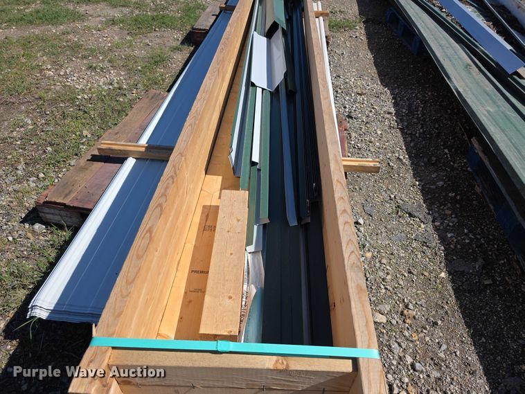 image for item EV2144 Metal siding/roofing