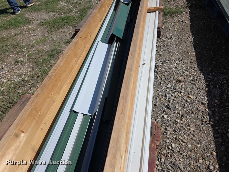 image for item EV2144 Metal siding/roofing