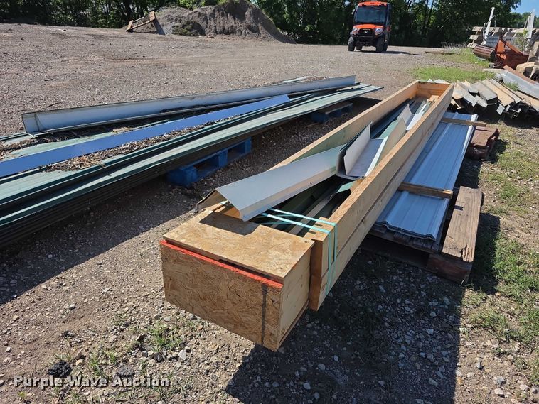 image for item EV2144 Metal siding/roofing