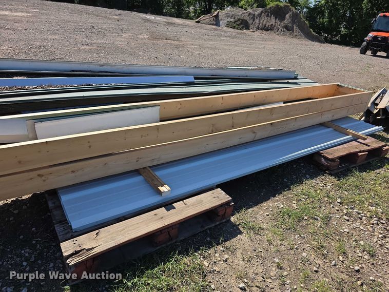 image for item EV2144 Metal siding/roofing