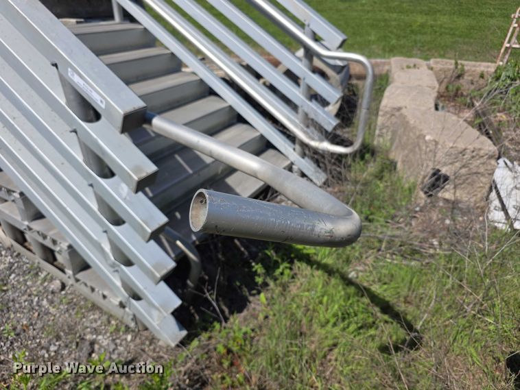 image for item EV2149 Alum-A-Stand  stair case