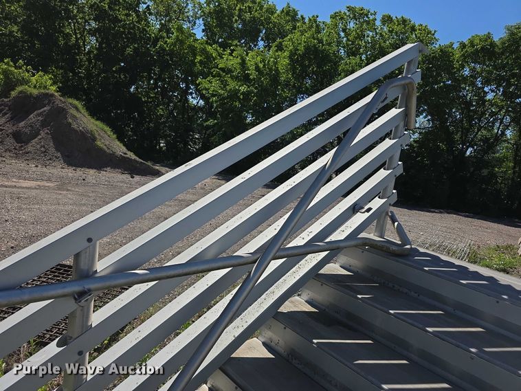 image for item EV2149 Alum-A-Stand  stair case