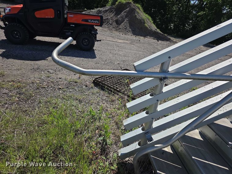 image for item EV2149 Alum-A-Stand  stair case