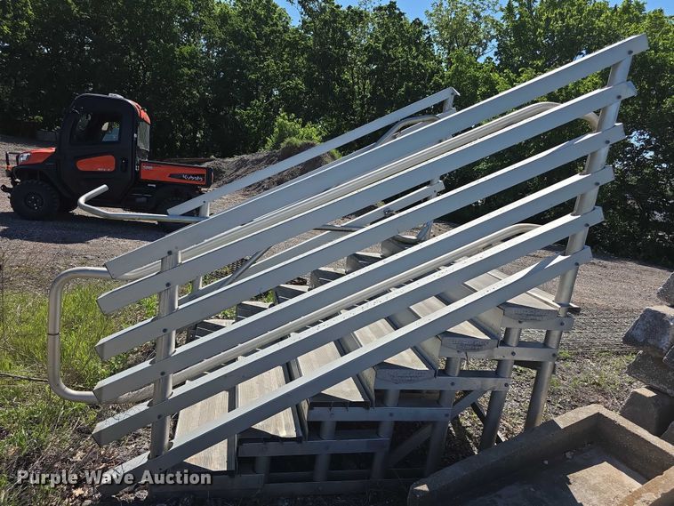 image for item EV2149 Alum-A-Stand  stair case