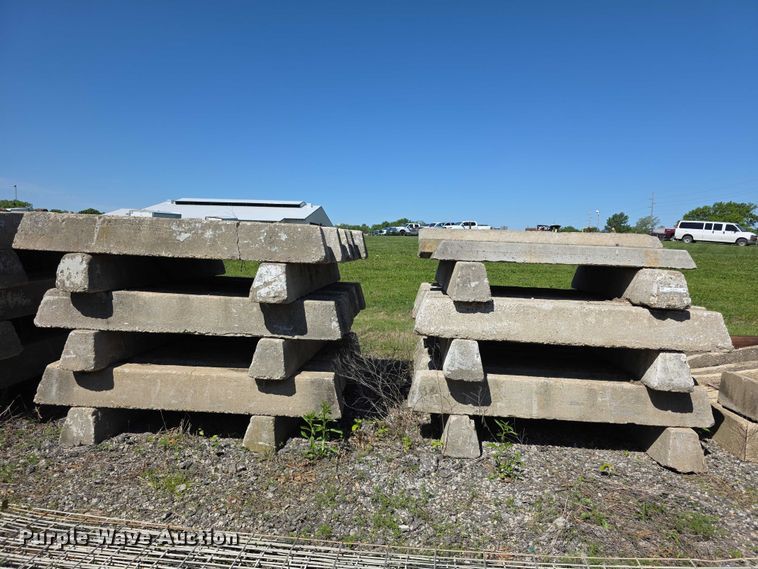 image for item EV2150 (57) concrete parking blocks
