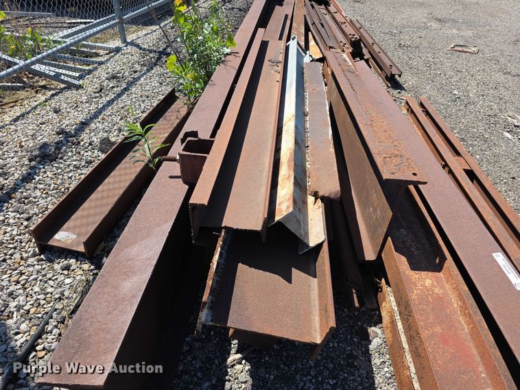 image for item EV2154 Approximately 30 steel beams