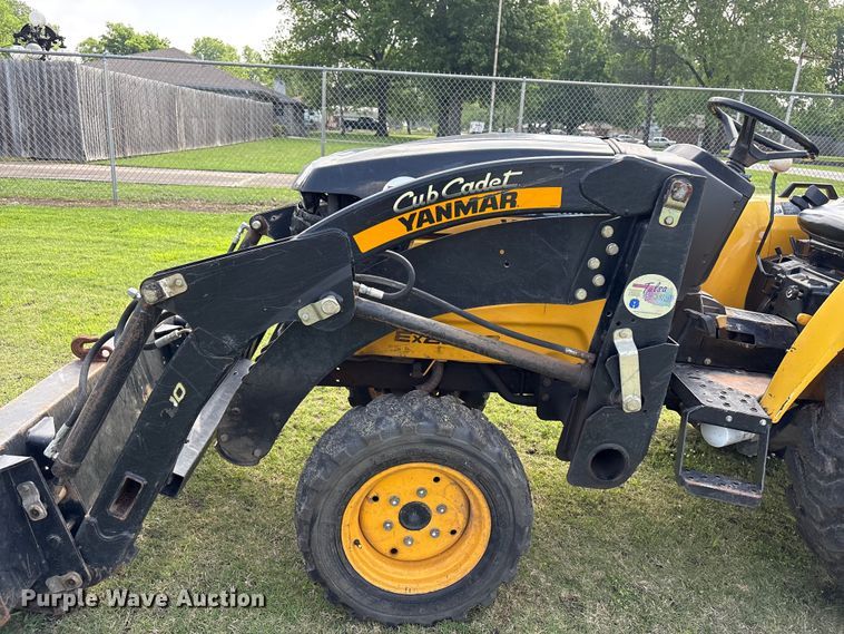 image for item EV2951 Cub Cadet EX2900 MFWD tractor