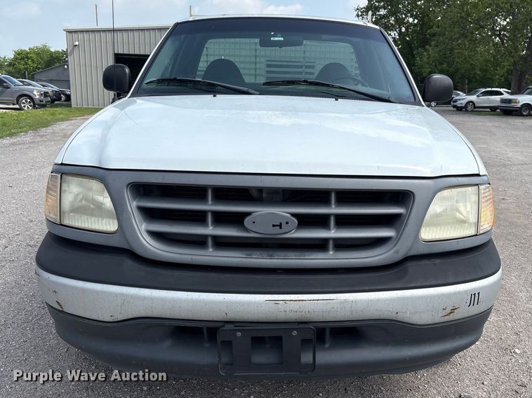 image for item EV2952 2000 Ford F150 pickup truck
