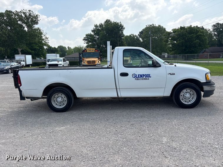 image for item EV2952 2000 Ford F150 pickup truck