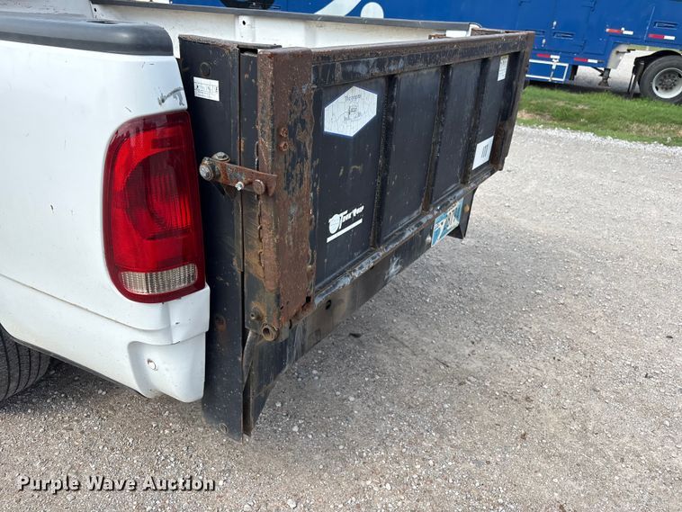 image for item EV2952 2000 Ford F150 pickup truck