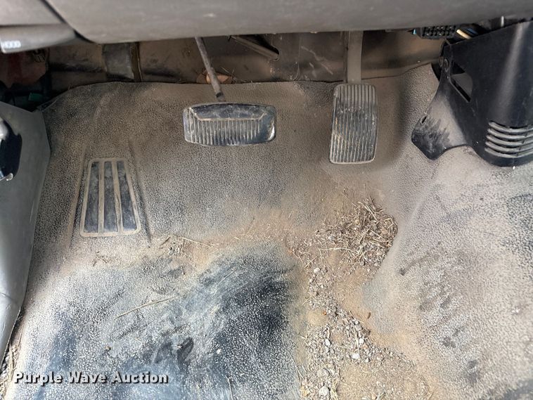 image for item EV2952 2000 Ford F150 pickup truck