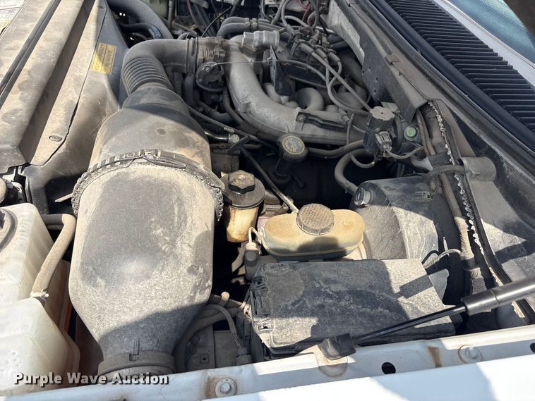 image for item EV2952 2000 Ford F150 pickup truck