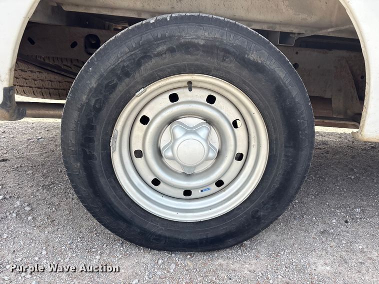 image for item EV2952 2000 Ford F150 pickup truck