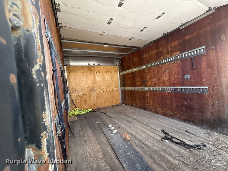 image for item EV2953 1992 Chevrolet G30 box truck