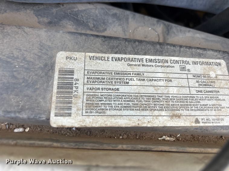 image for item EV2953 1992 Chevrolet G30 box truck