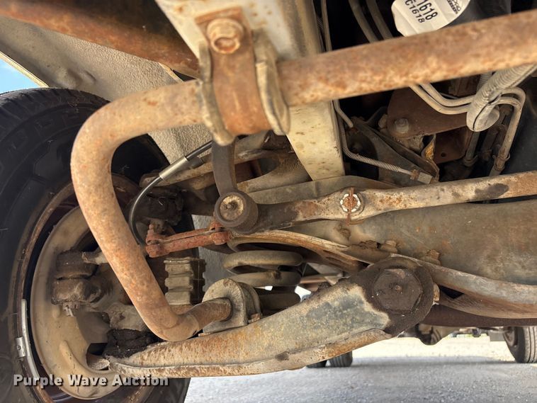 image for item EV2953 1992 Chevrolet G30 box truck