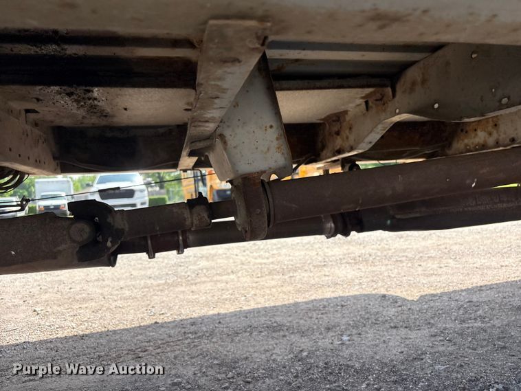 image for item EV2953 1992 Chevrolet G30 box truck