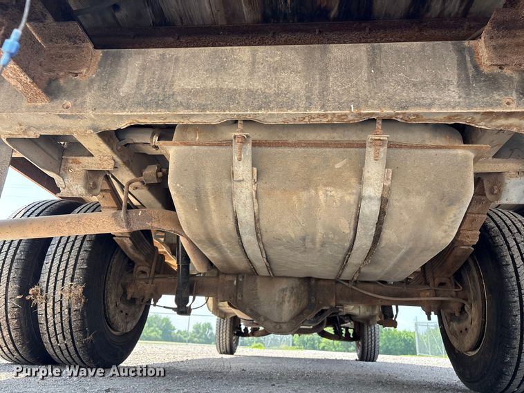 image for item EV2953 1992 Chevrolet G30 box truck